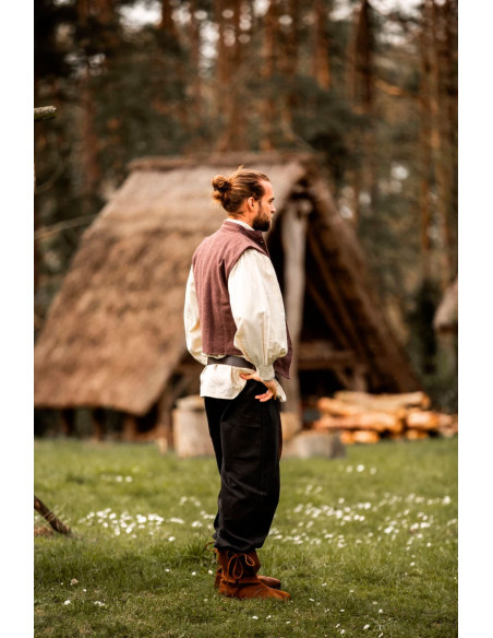 Gilet médiéval tricoté à la main...