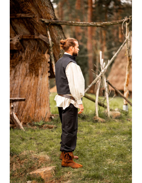 Gilet médiéval tricoté à la main...