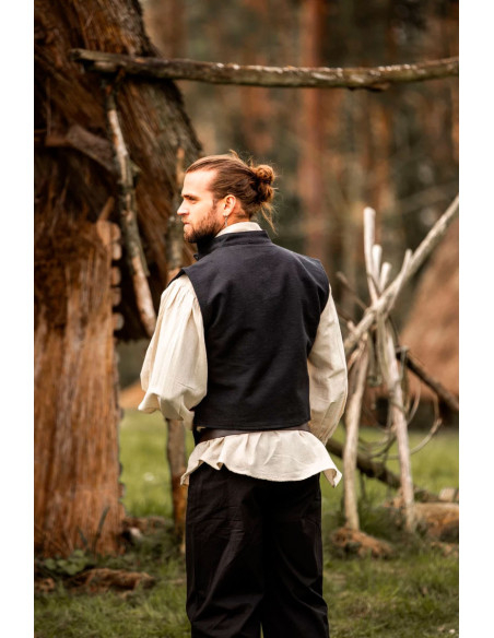 Gilet médiéval tricoté à la main...