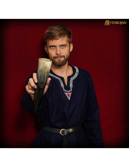 Corne à boire viking modèle loup (400...