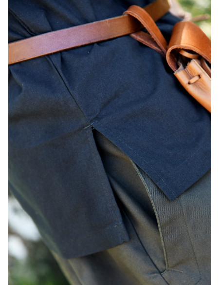 Tunique médiévale sans manches modèle...