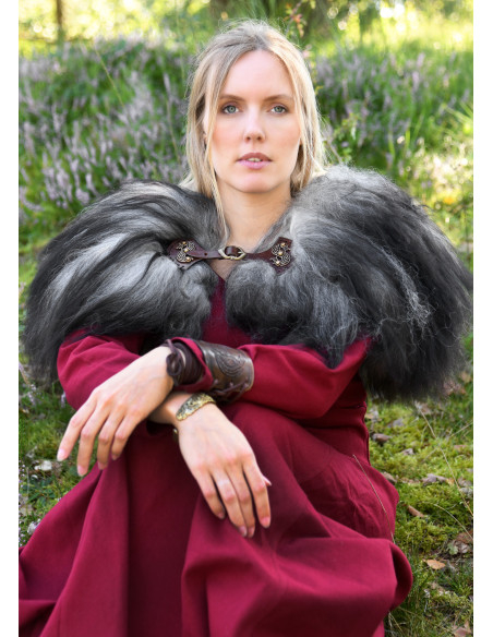 Fermeture de cape médiévale en cuir...