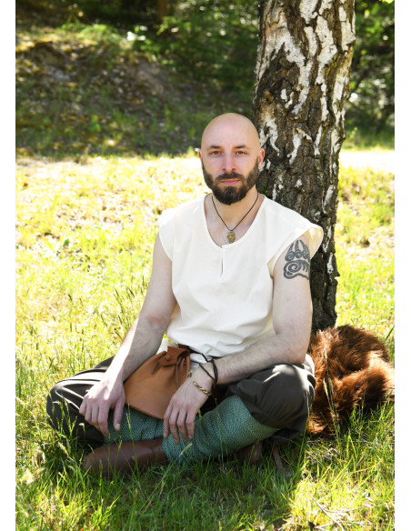 Tunique médiévale sans manches modèle...