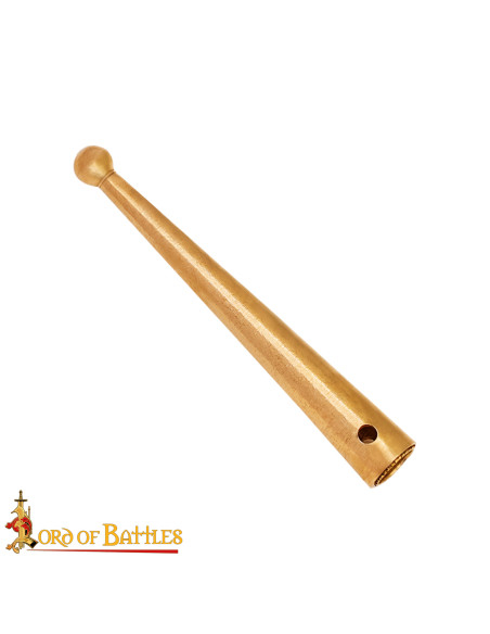 Lot de 10 aglets médiévaux en laiton...