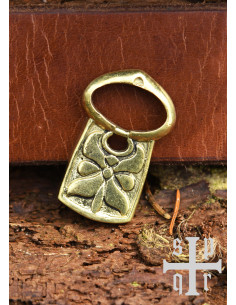 Boucle de ceinture médiévale en laiton (3,7x2,3 cm.) 2