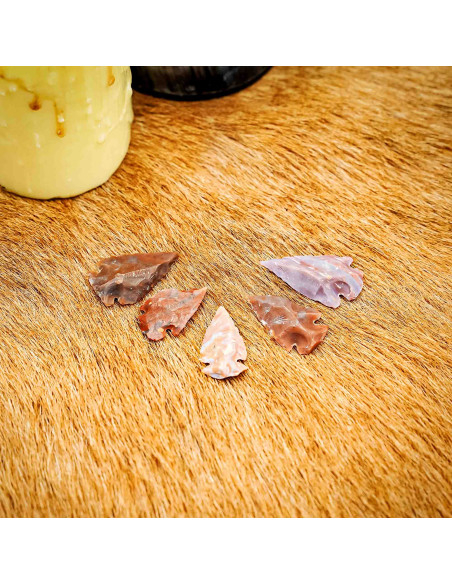 Pointe de flèche en pierre de silex...