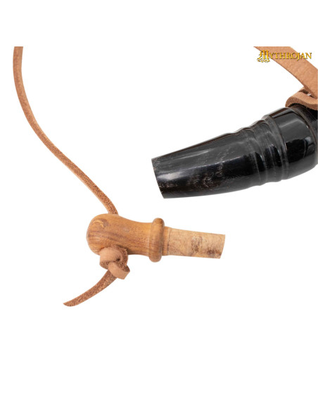 Sac à poudre médiéval en corne...