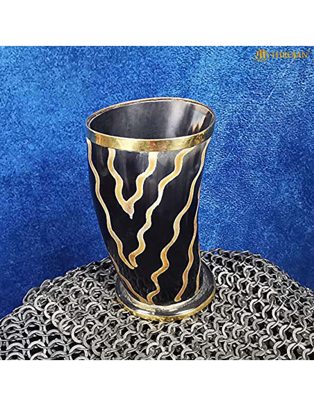 Verre à shot en corne authentique...