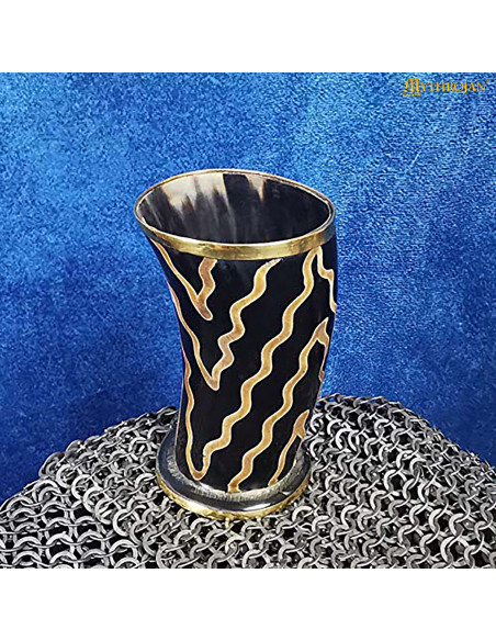 Verre à shot en corne authentique...