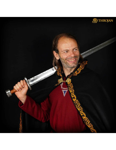 Cape médiévale en laine avec bords...