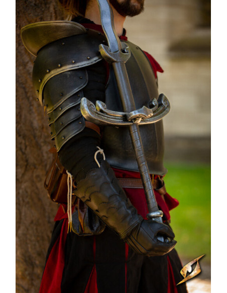 Mandoble de style flammigère...