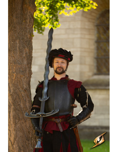 Mandoble de style flammigère...