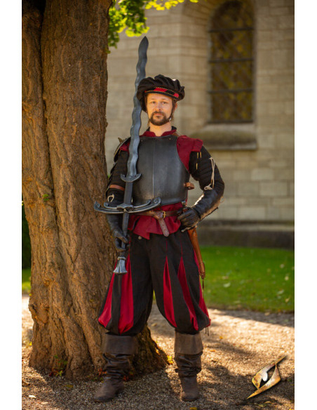 Mandoble de style flammigère...