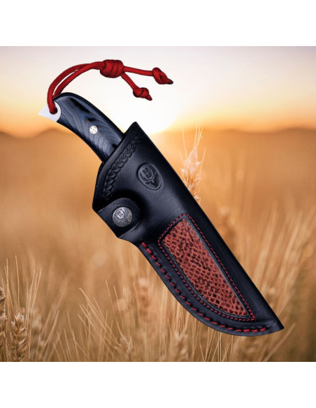 Couteau de chasse et de montagne...