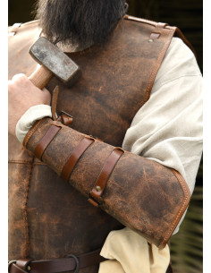 Bracelet médiéval en cuir modèle Sindri, couleur marron 2