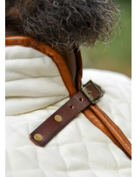 Gambison médiéval à manches...