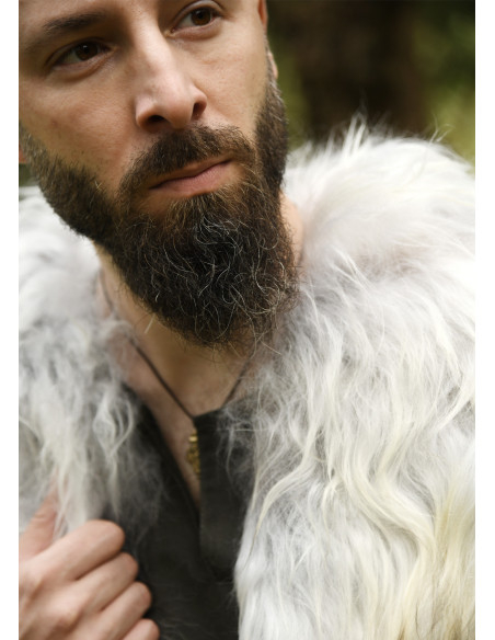 Cape en cuir naturel, modèle...