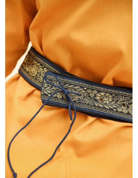 Ceinture médiévale décorée en Y,...