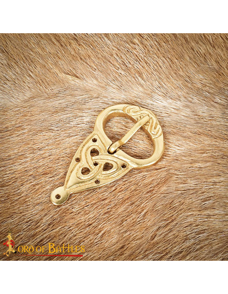 Boucle de ceinture viking avec nœuds...