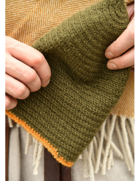 Bonnet en laine au crochet, vert-jaune