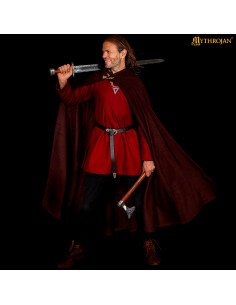 Cape médiévale en laine avec capuche et broche 2