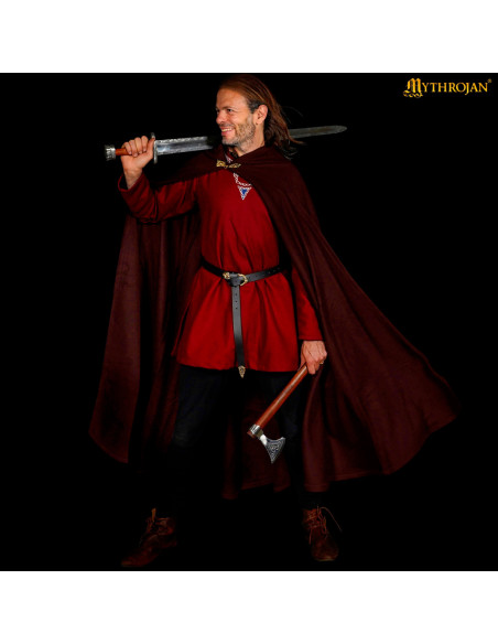 Cape médiévale en laine avec capuche...