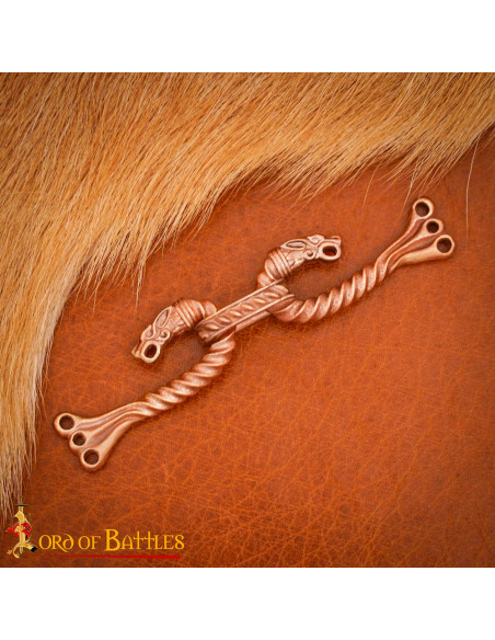 Fermeture de cape celtique médiévale...