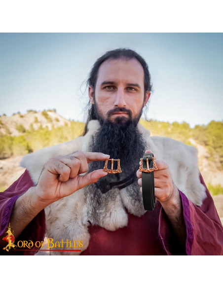 Boucle classique en bronze avec des...