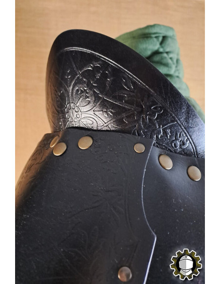 Épaulières médiévales en cuir modèle...