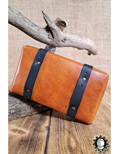 Sac médiéval en cuir modèle Altair,...