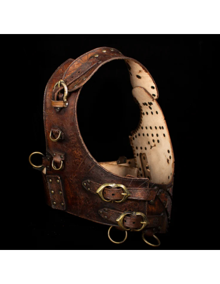 Peto en cuir marron modèle Barbare