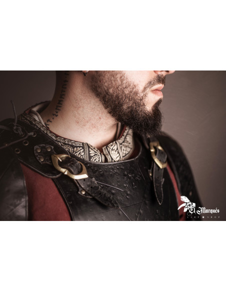 Peto en cuir modèle Mercenaire