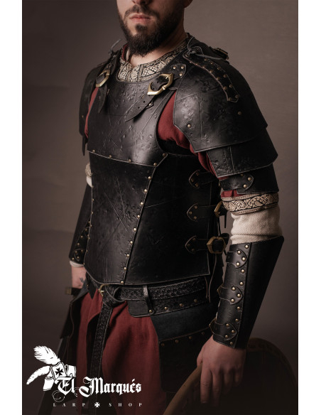 Peto en cuir modèle Mercenaire