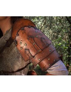 Épaule en cuir vieilli modèle Pèlerin 2