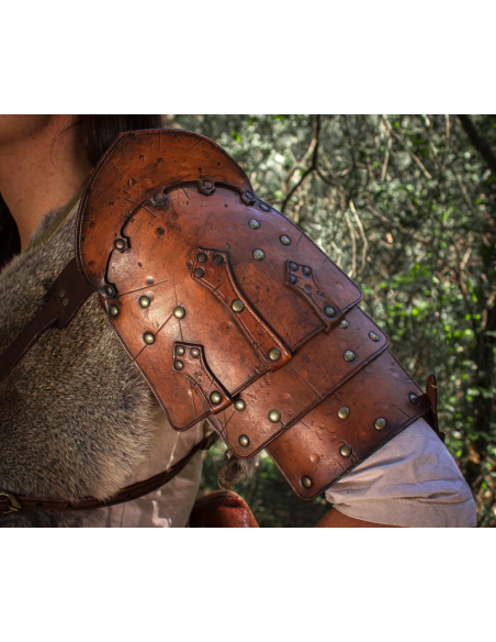 Épaule en cuir vieilli modèle Pèlerin