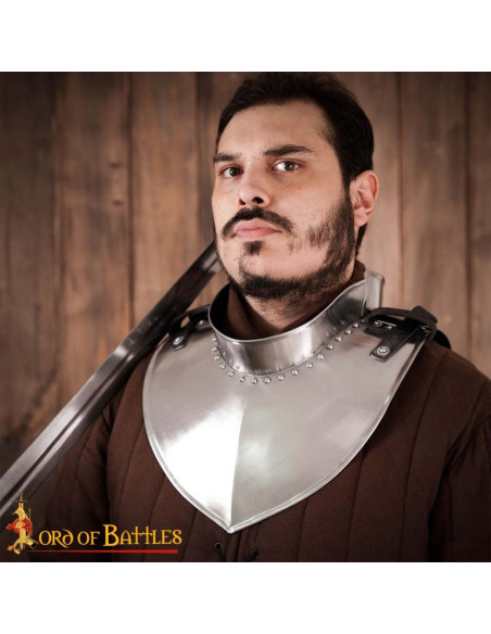 Gorgerin de chevalier médiéval,...