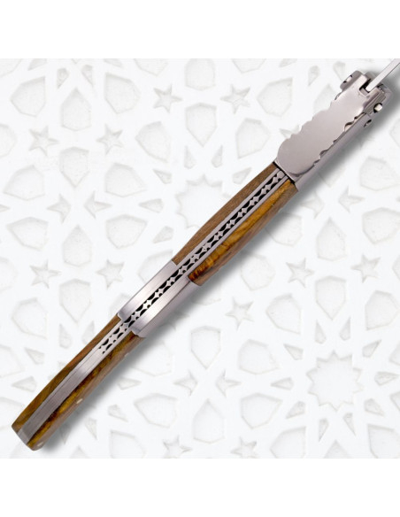 Couteau à cran d'arrêt de la...