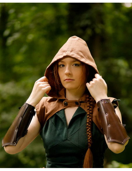 Couvre-épaule à capuche médiéval...