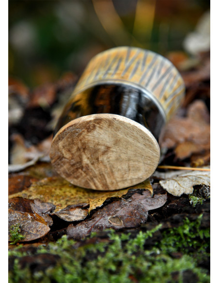 Tasse médiévale en corne et bois (11...