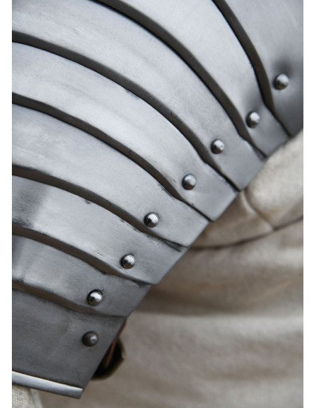 Épaulières médiévales en acier (1,2 mm.)