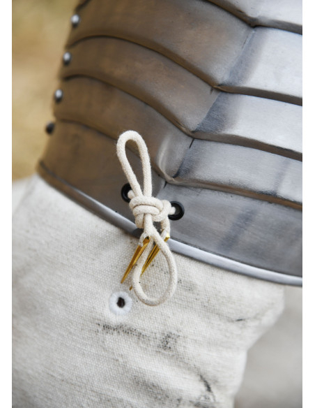 Épaulières médiévales en acier (1,2 mm.)