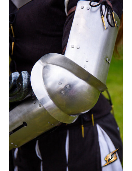 Bras médiévaux en acier modèle...