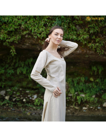 Robe médiévale à col rond modèle...