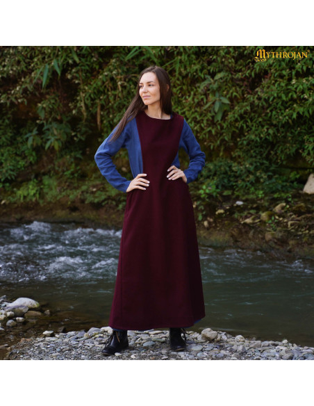 Survêtement médiéval en laine,...