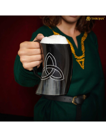 Pichet viking en corne naturel (600 ml.)