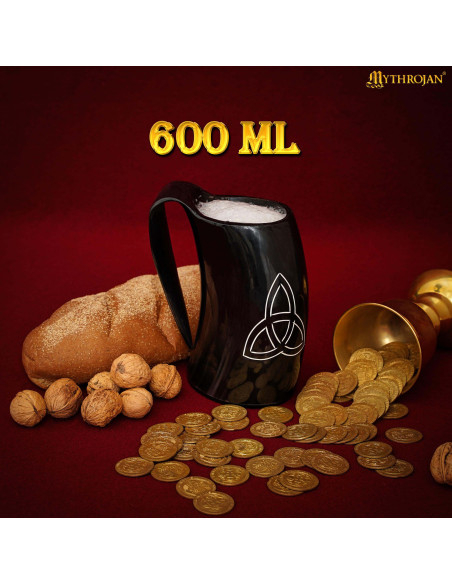 Pichet viking en corne naturel (600 ml.)