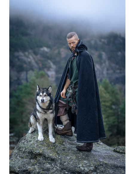 Cape viking en laine avec capuche...