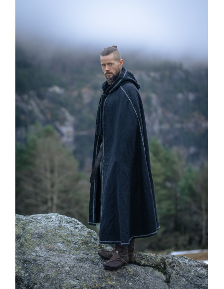 Cape viking en laine avec capuche...