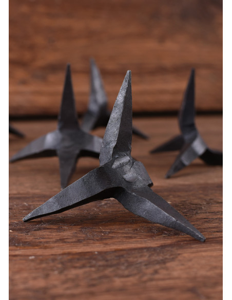 Clou de fer médiéval, forgé à la main...