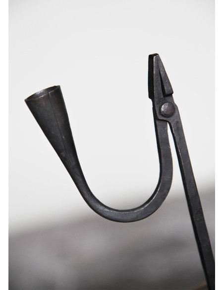 Chandelier en jonc forgé à la main...